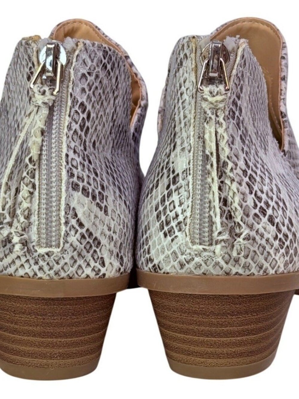 Kenneth Cole Reaction Women's Snake Skin Print Back Zip Bootie Boots Sze 9.5/40 - Picture 4 of 7